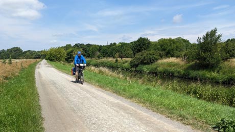 Bode und Boderadweg zwischen Etgersleben und Egeln-Nord